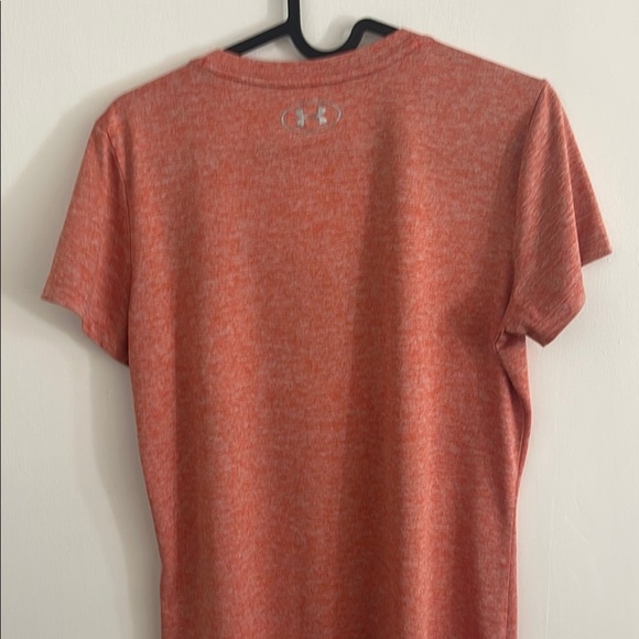 Authentic Under Armour orange Fitted Short Sleeve Tee exercise work out - Picture 5 of 5